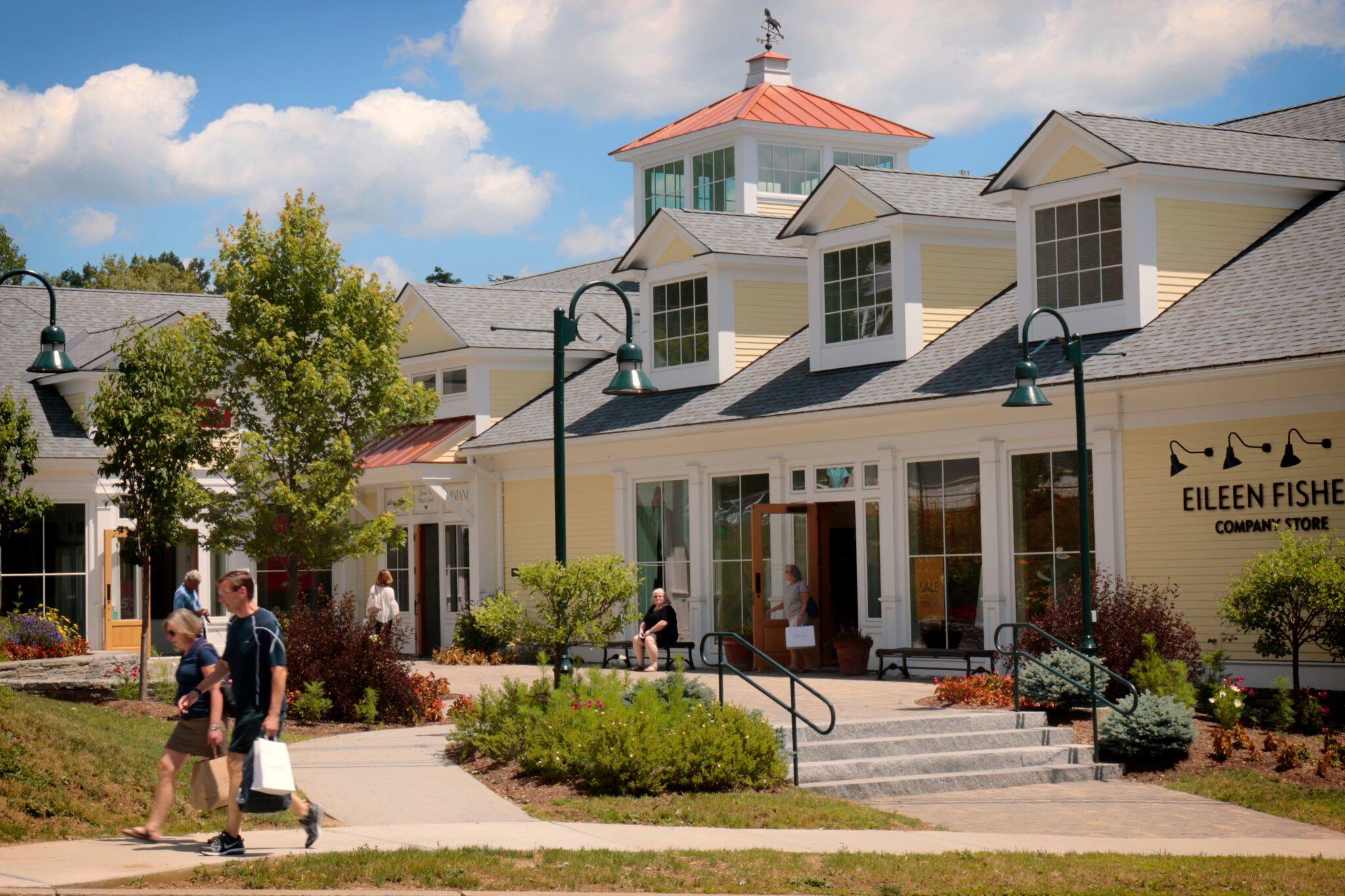 Talbots Outlet — Manchester Vermont