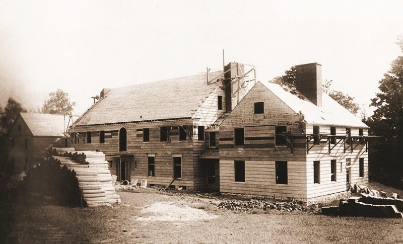 1917 yester house