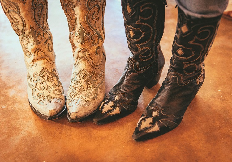 women's cowboy boots