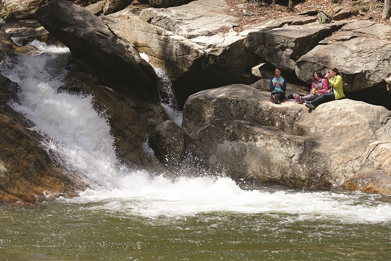 picnic at pikes falls stratton vermont