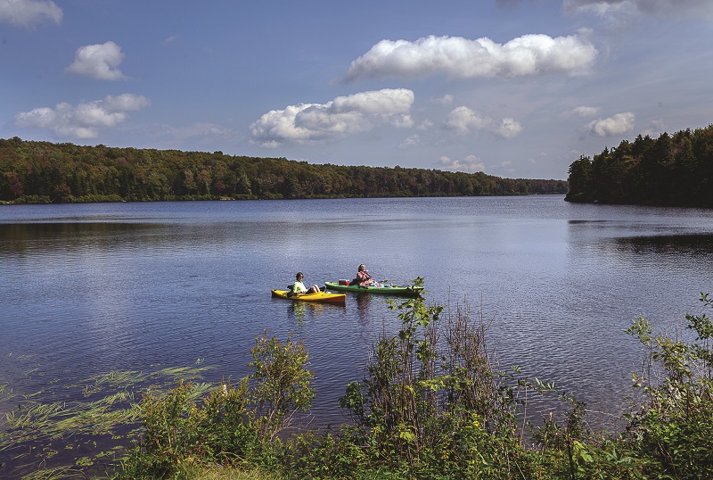 grout pond stratton vermont