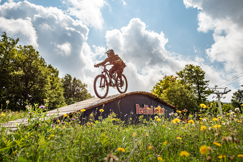 Garneau Slate MTB Shoes - Downtown Bicycles